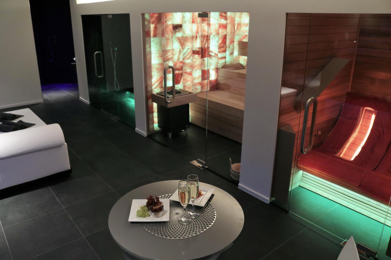 B&B For 2-Wellness For 2 Bruges Exterior photo